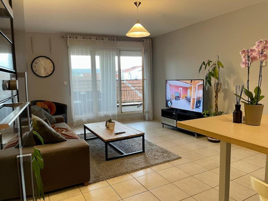 L'Ideal Cosy-Wifi-Netflix Et Garage Vienne  Buitenkant foto
